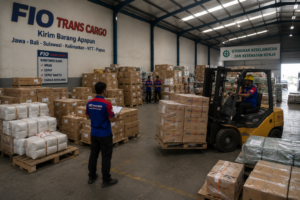 Ekspedisi Surabaya Makassar: Solusi Cargo untuk Bisnis Andal dan Efisien